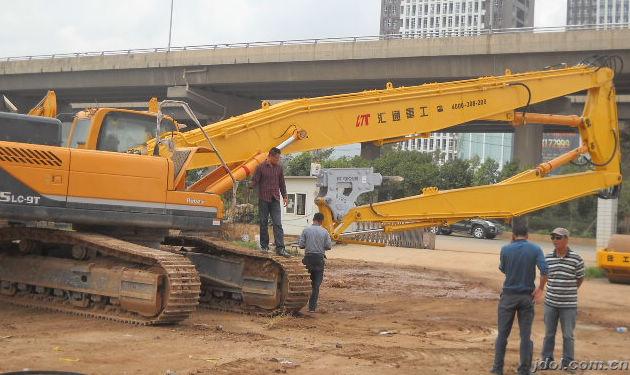 挖掘機(jī)拆樓臂、拆樓臂、加長(zhǎng)臂、挖掘機(jī)拆樓臂廠家